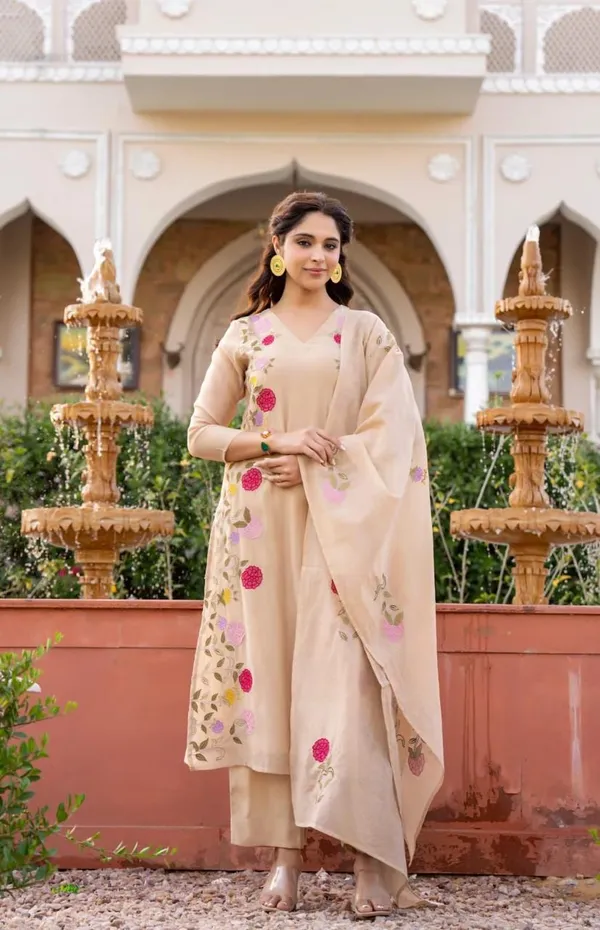 Beige_Viscose_Chanderi_Fabric_Premium_&_Fancy_Design_Kurta_Set_For_Women