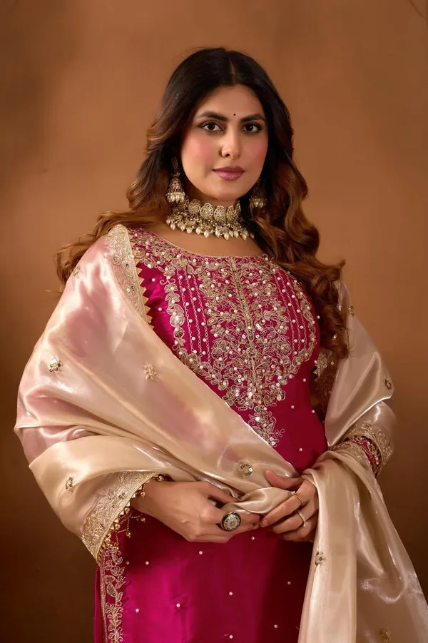 Pink_And_Off_White_Cotton_Premium_&_Fancy_Design_Sharara_Set_For_Women