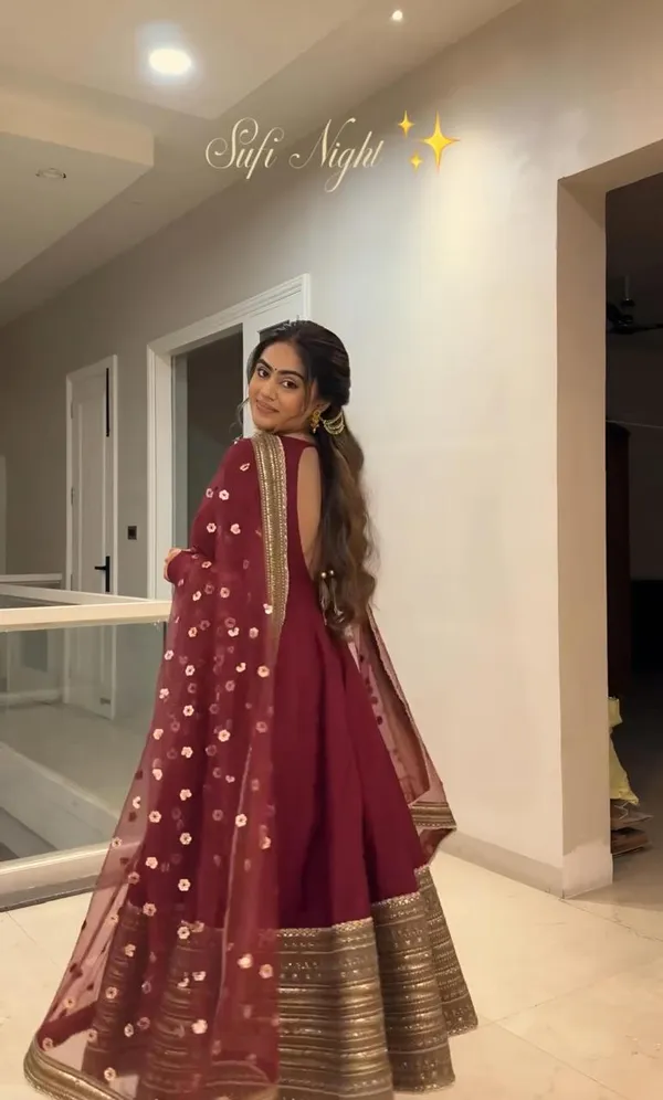 Maroon_Cotton_Premium_&_Fancy_Design_Anarkali_Set_For_Women