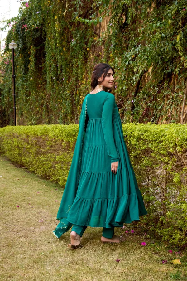 Teal_Crepe_Premium_&_Fancy_Design_Anarkali_Set_For_Women