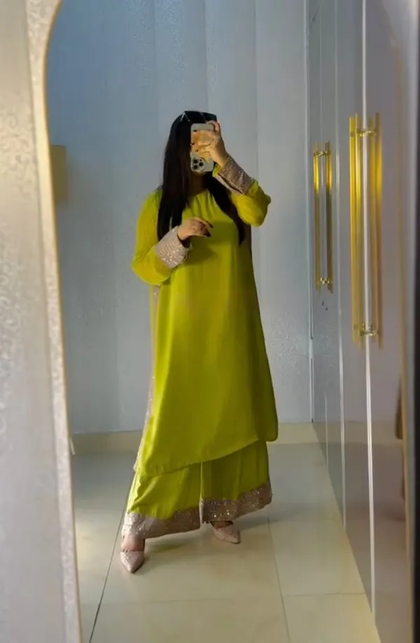 Green_Georgette_Premium_&_Fancy_Design_Kurti_And_Palazzo_Set_For_Women