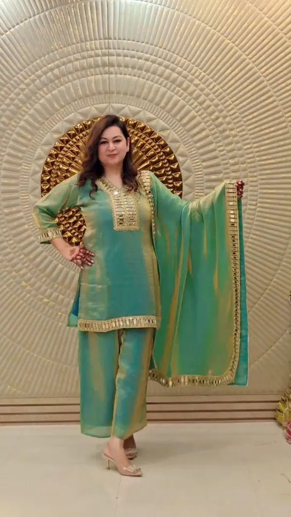 Green_Cotton_Premium_&_Fancy_Design_Kurti_And_Palazzo_Set_For_Women