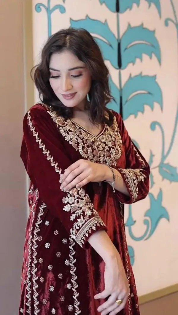 Maroon_Georgette_Premium_&_Fancy_Design_Kurti_And_Pant_Set_For_Women