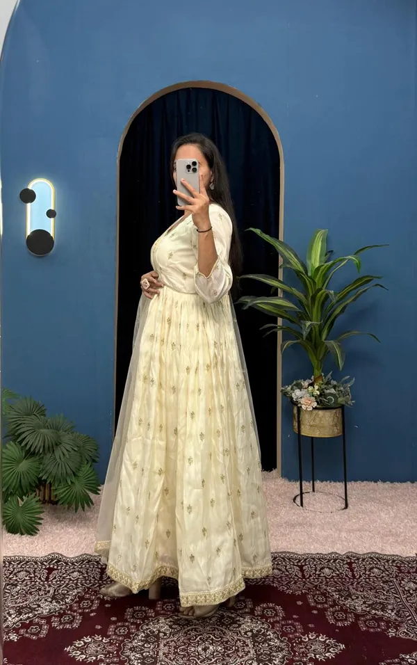 Off_White_Net_Premium_&_Fancy_Design_Anarkali_Set_For_Women