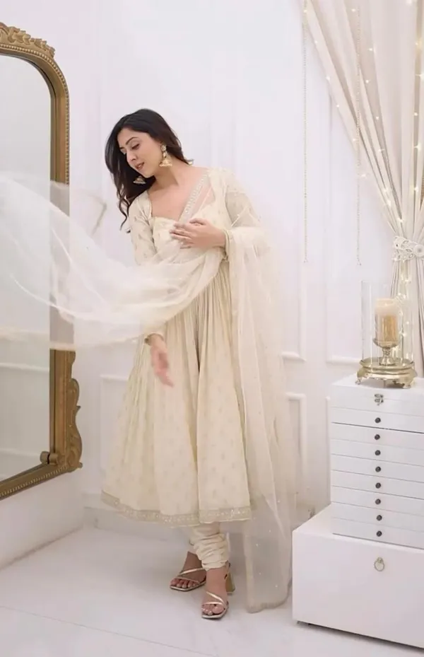 Off_White_Net_Premium_&_Fancy_Design_Anarkali_Set_For_Women