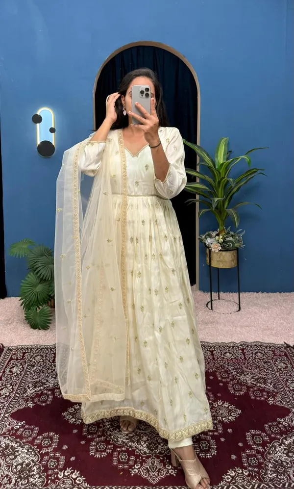 Off_White_Net_Premium_&_Fancy_Design_Anarkali_Set_For_Women