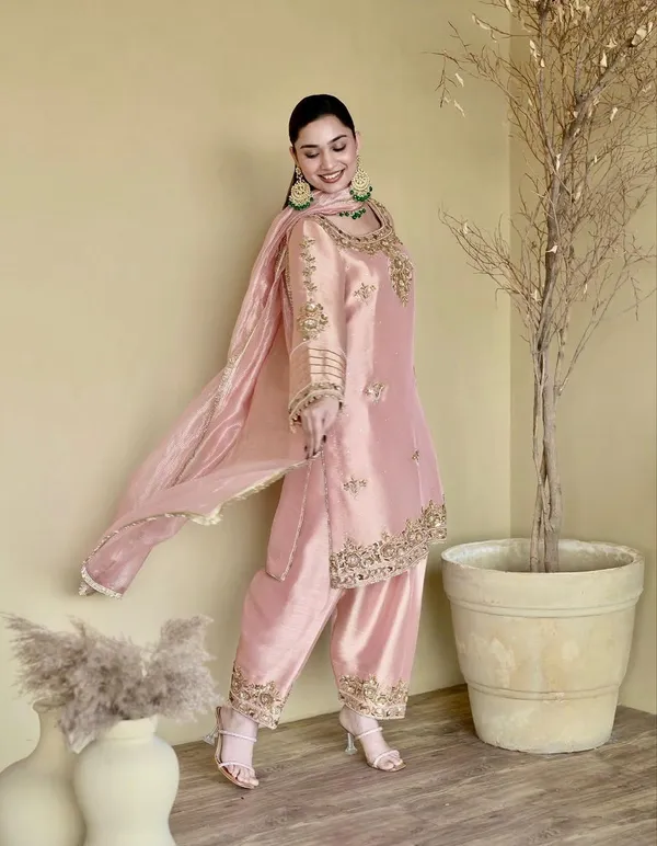 Pink_Cotton_Premium_&_Fancy_Design_Kurti_And_Pant_Set_For_Women
