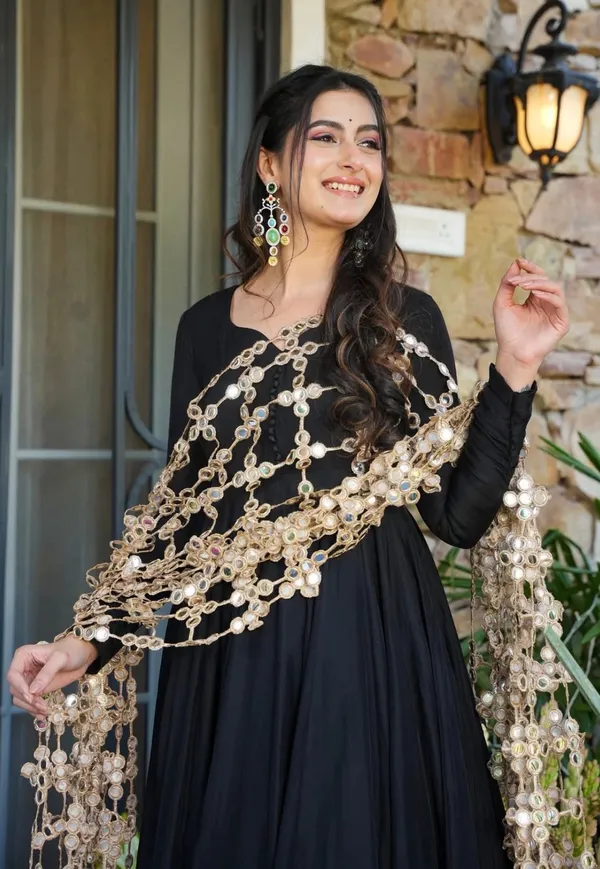 Black_Crepe_Premium_&_Fancy_Design_Anarkali_Set_For_Women
