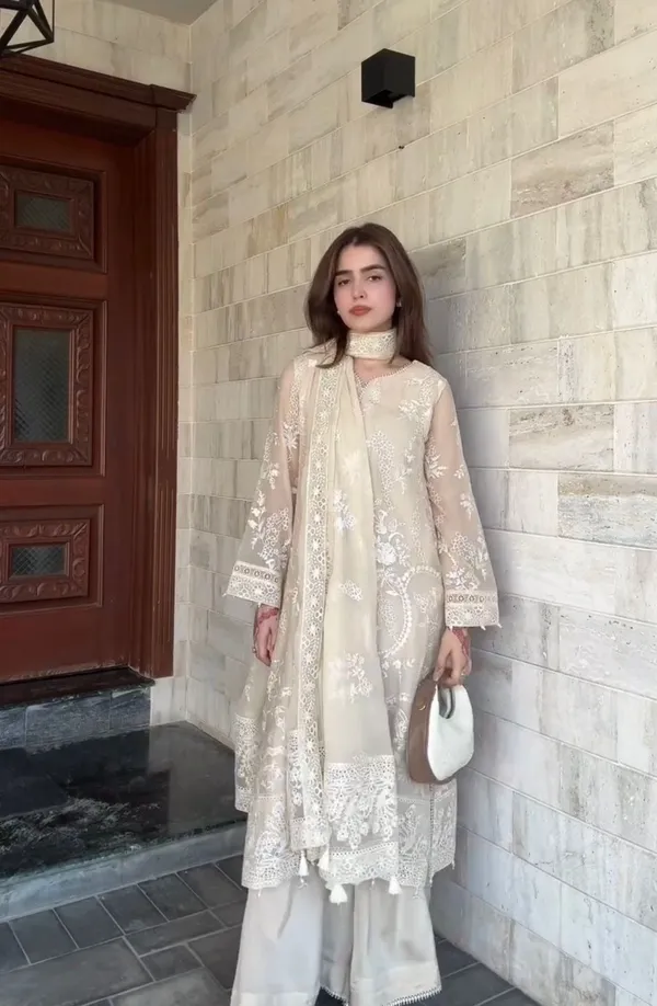 White_Cotton_Premium_&_Fancy_Design_Kurta_Set_For_Women