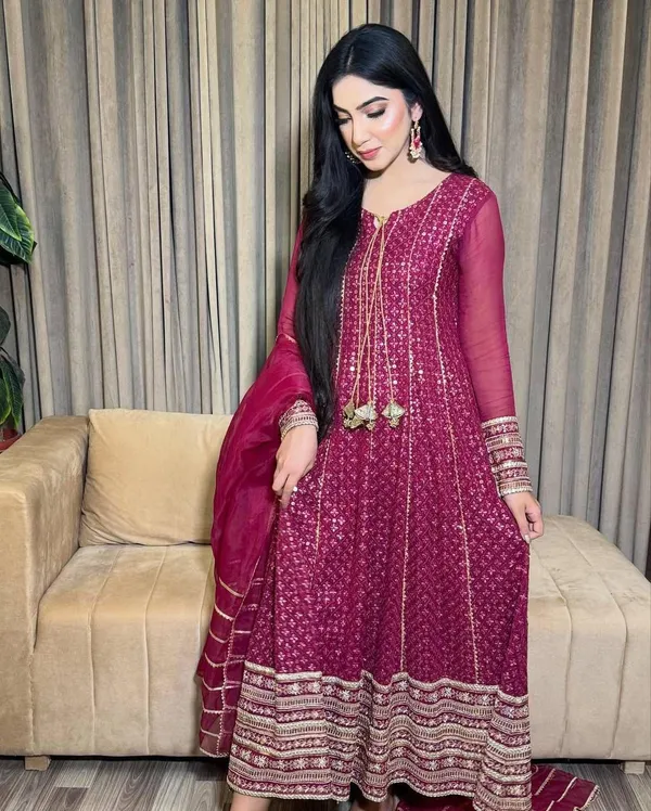 Pink_Georgette_Premium_&_Fancy_Design_Aline_Kurta_And_Pant_Set_For_Women