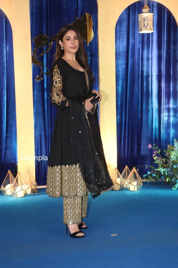 Black_Georgette_Premium_&_Fancy_Design_Anarkali_Set_For_Women