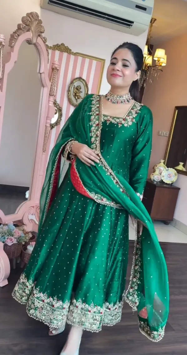 Green_Silk_Premium_&_Fancy_Design_Anarkali_Set_For_Women