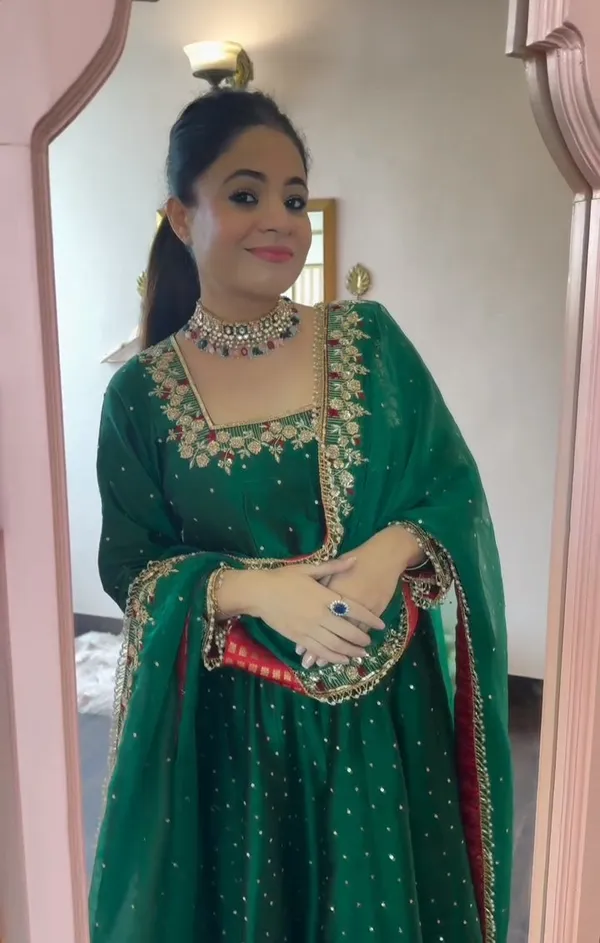 Green_Silk_Premium_&_Fancy_Design_Anarkali_Set_For_Women