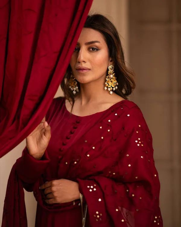 Red_Cotton_Premium_&_Fancy_Design_Kurti_And_Palazzo_Set_For_Women