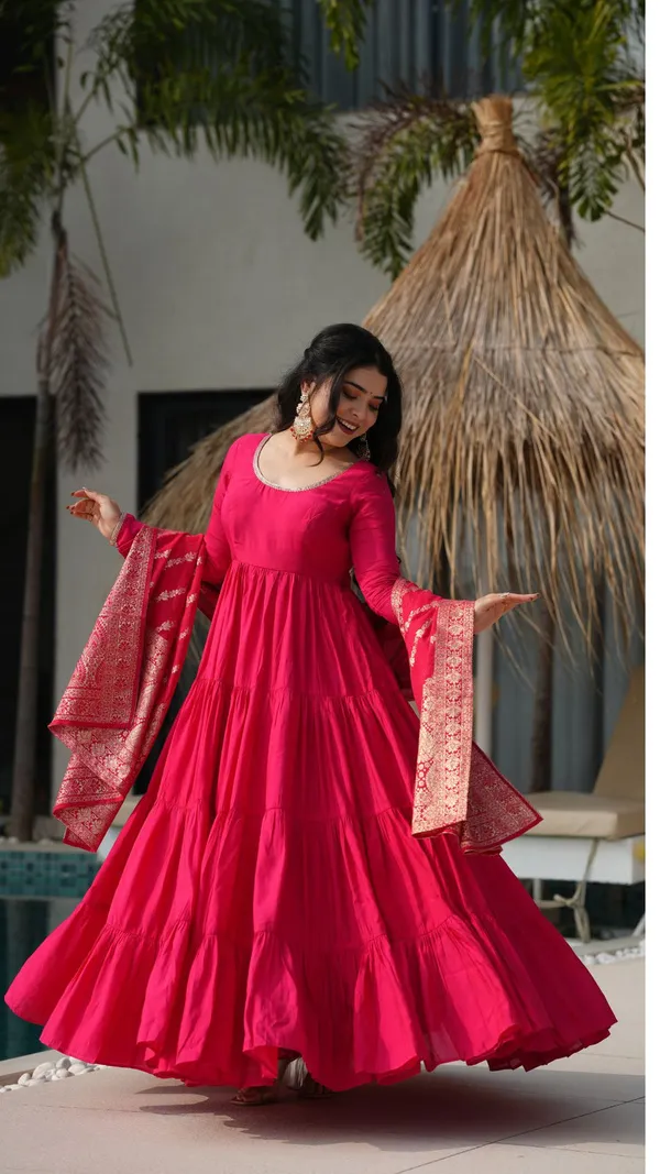 Pink_Silk_Premium_&_Fancy_Design_Anarkali_Set_For_Women
