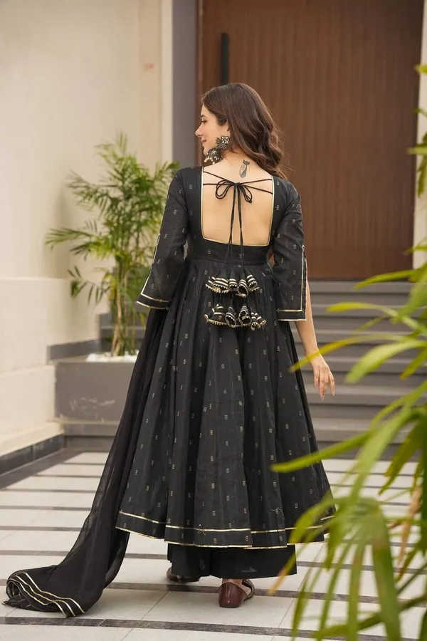 Black_Cotton_Premium_&_Fancy_Design_Anarkali_Set_For_Women
