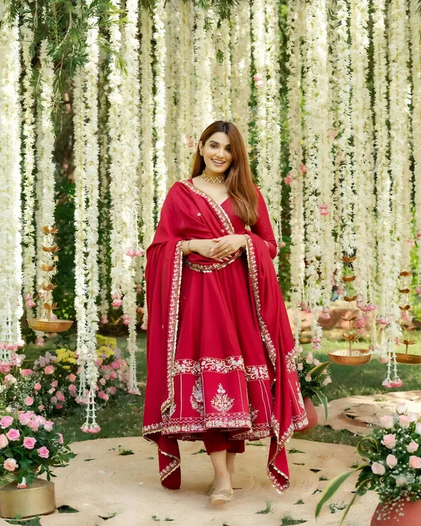 Pink_Cotton_Premium_&_Fancy_Design_Anarkali_Set_For_Women
