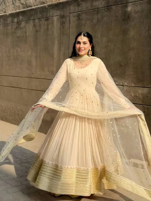 Off_White_Cotton_Premium_&_Fancy_Design_Anarkali_Set_For_Women