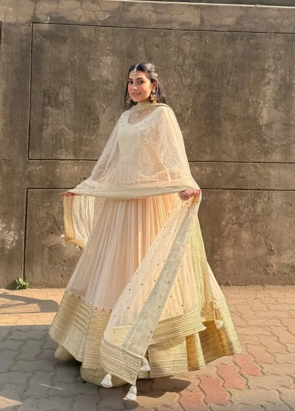 Off_White_Cotton_Premium_&_Fancy_Design_Anarkali_Set_For_Women