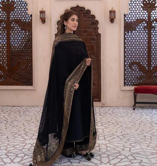 Black_Cotton_Premium_&_Fancy_Design_Kurti_And_Pant_Set_For_Women
