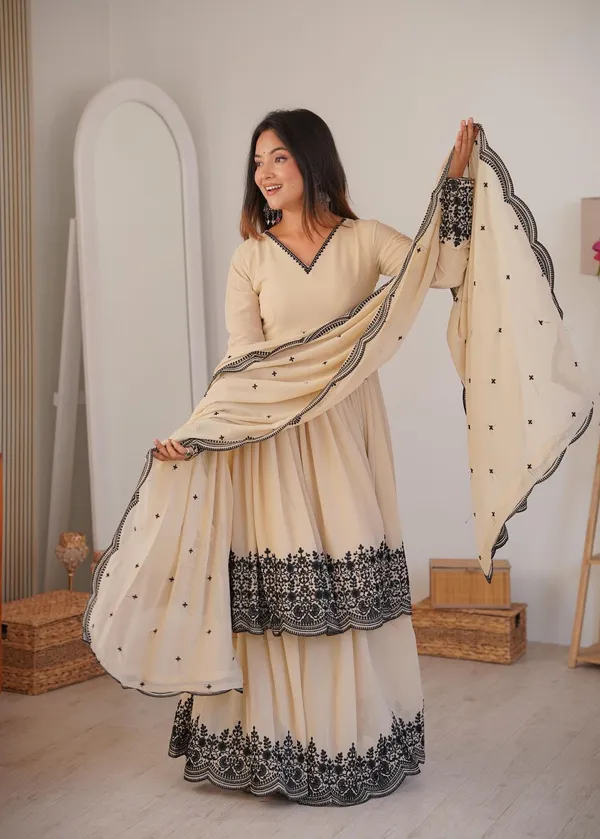 Off_White_Georgette_Premium_&_Fancy_Design_Kurti_And_Palazzo_Set_For_Women