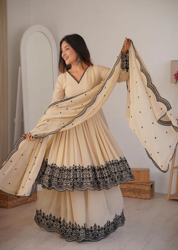 Off_White_Georgette_Premium_&_Fancy_Design_Kurti_And_Palazzo_Set_For_Women