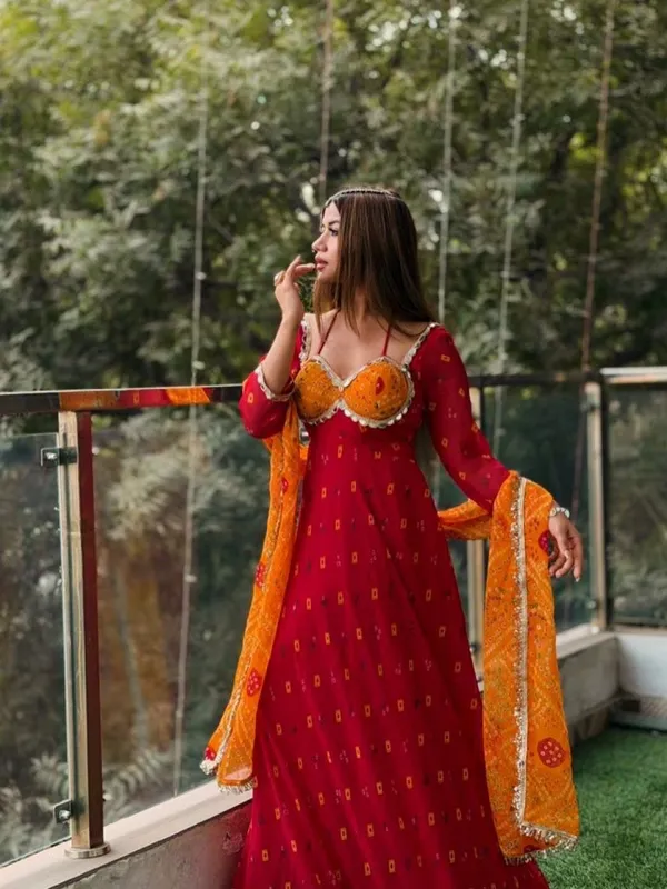 Pink_Cotton_Premium_&_Fancy_Design_Anarkali_Set_For_Women