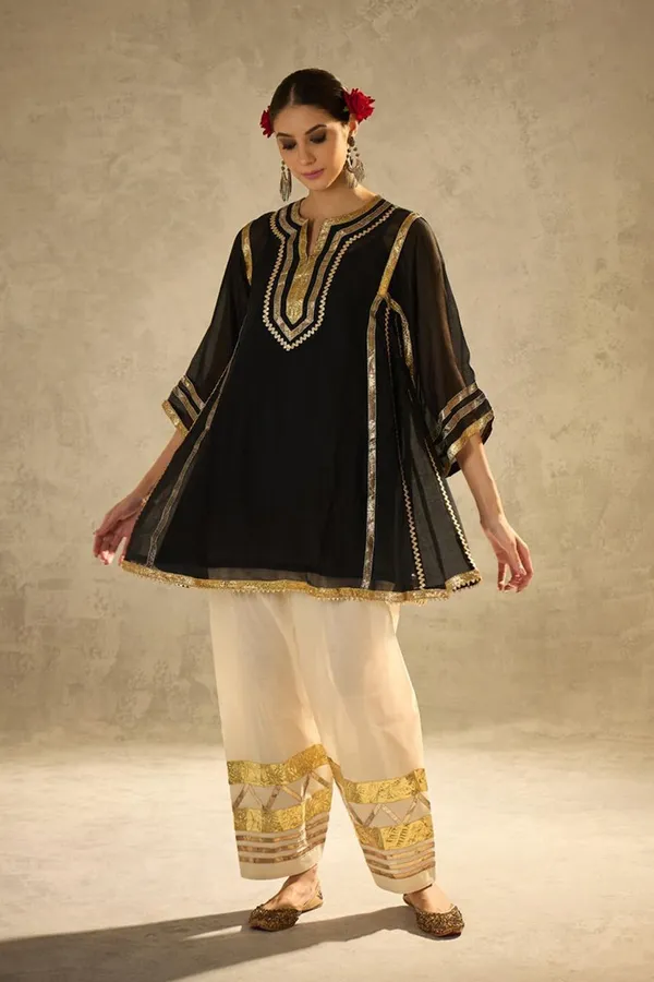Black_Chinon_Premium_&_Fancy_Design_Kurti_And_Palazzo_Set_For_Women