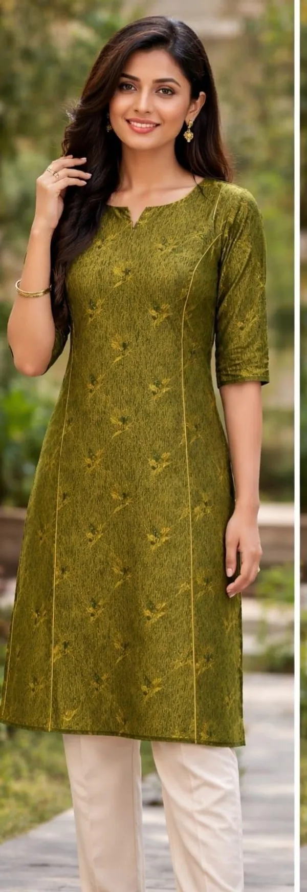 Women_Woven_Design_Pakistani_Kurta