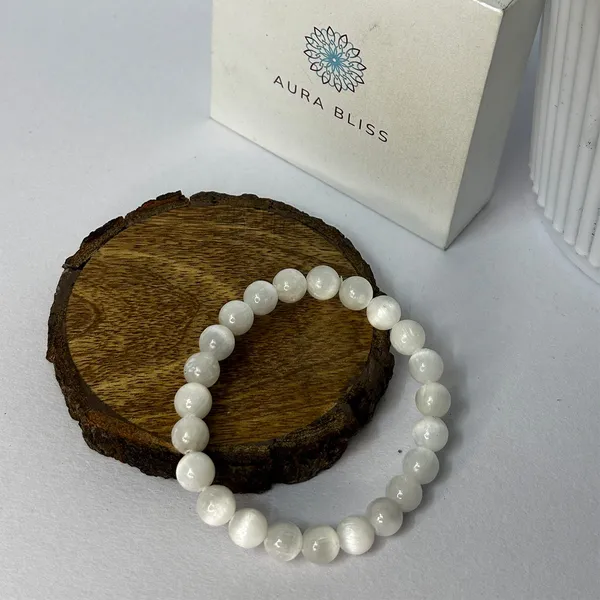 White_Crystal_Stone_Bracelet_For_Unisex