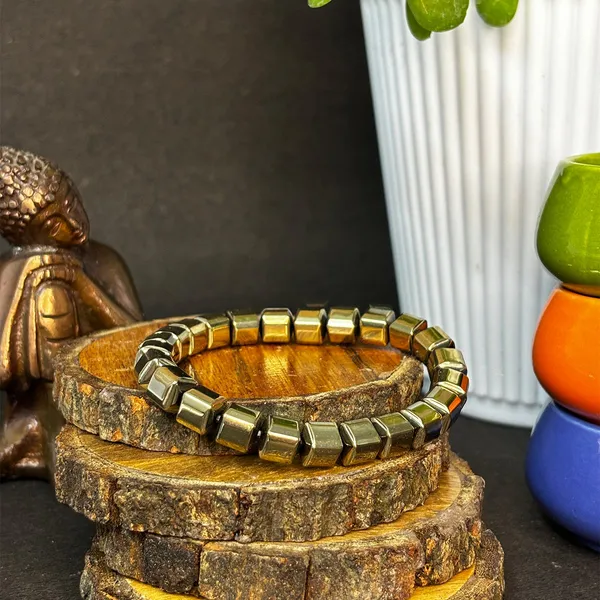 Golden_Pyrite_Cube_Bracelet_Inspire_Confidence_And_Attract_Wealth