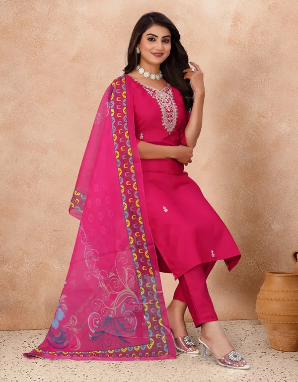 Rani_Pink_Cotton_Blend_Kurti_With_Dupatta_And_Bottom_Wear_For_Women