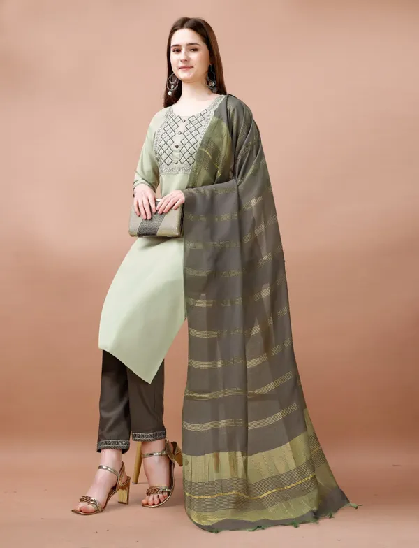 Light_Green_Cotton_Blend_Kurti_With_Dupatta_And_Bottom_Wear_For_Women