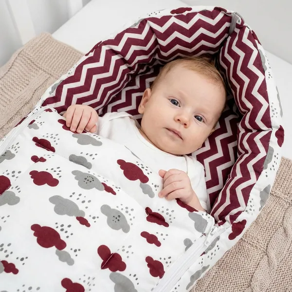 Maroon_Pure_Cotton_Breathable_Sleeping_Bag_With_Smooth_Zipper_Carry_Nest_Bedding_For_Newborn_Baby
