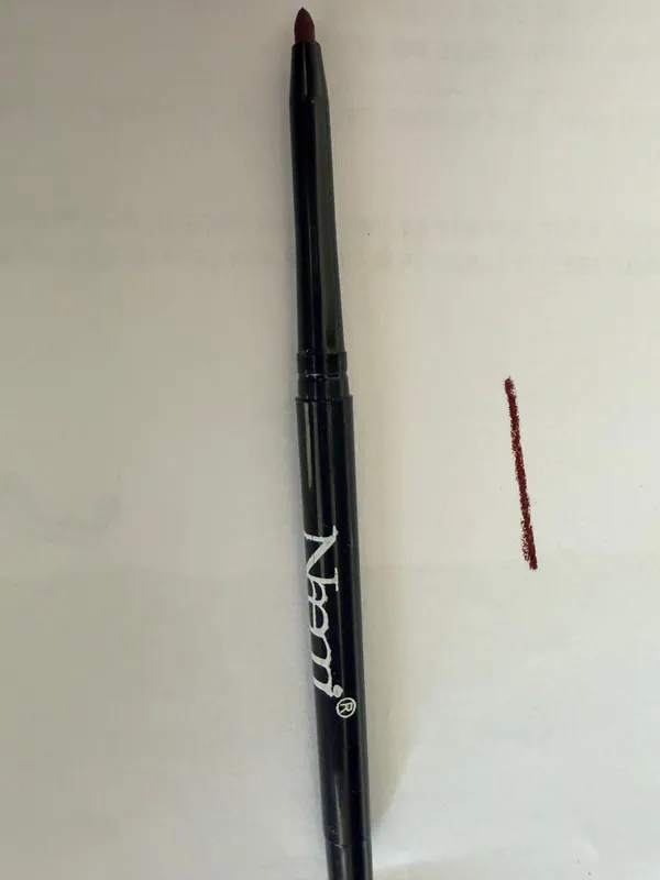 Cruelty_Free_Paraben_Lip_Liner