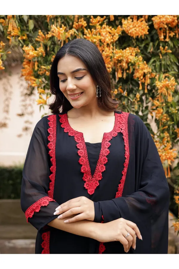 Midnight_Elegance_Black_Lace_Kurta_Set.
