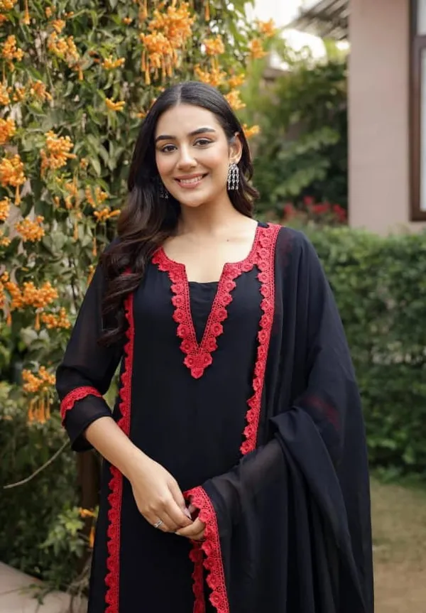 Midnight_Elegance_Black_Lace_Kurta_Set.