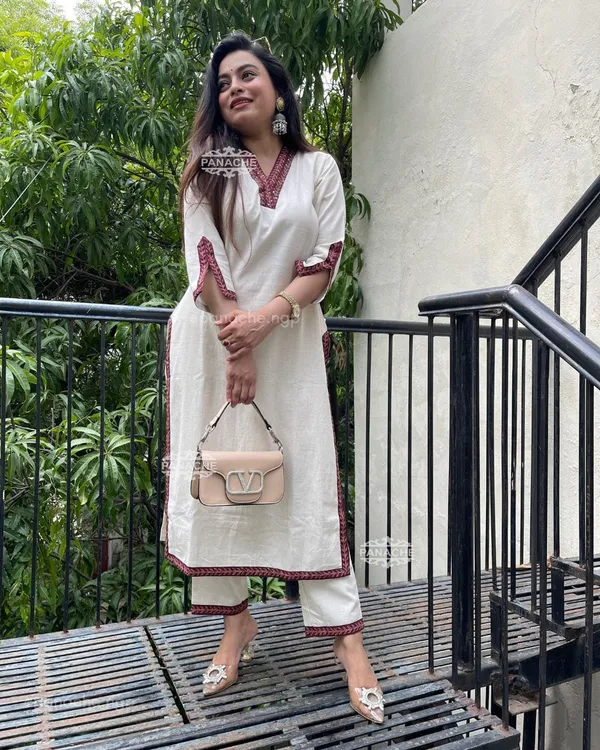 Ivory_Grace_Straight_Kurta_Set_with_Contrast_Border