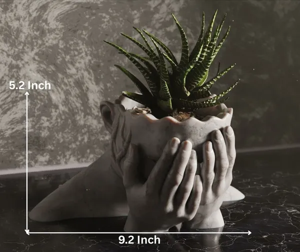 Sad_Woman_Vase