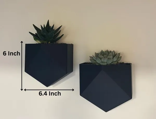 Wall_Hanging_Low_Poly_Planter