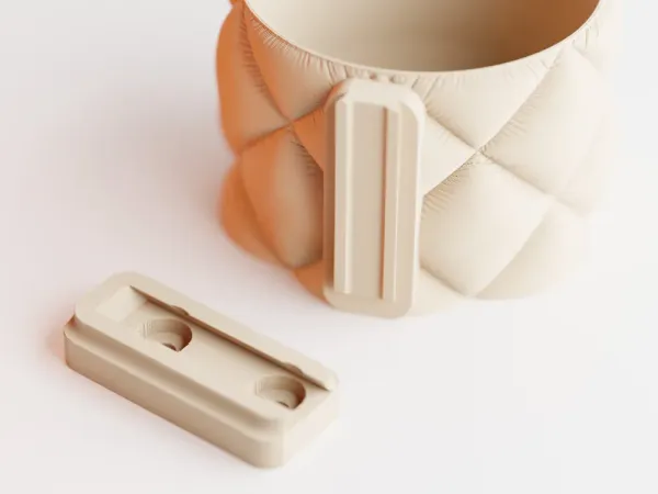 Inflated_Cloth_Planter_Nr6-Wall_Mount+Drip_Tray