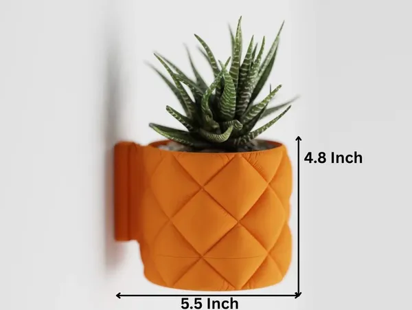 Inflated_Cloth_Planter_Nr6-Wall_Mount+Drip_Tray