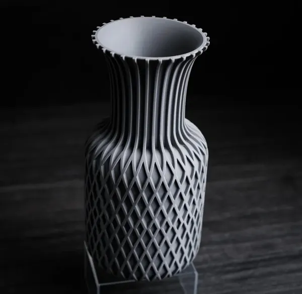 Juno*Vase