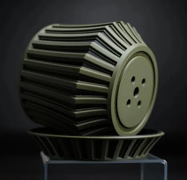 Echoic_*_Planter