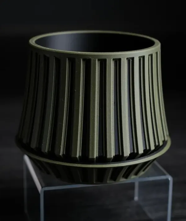 Echoic_*_Planter