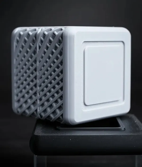 Qube_*_Planter
