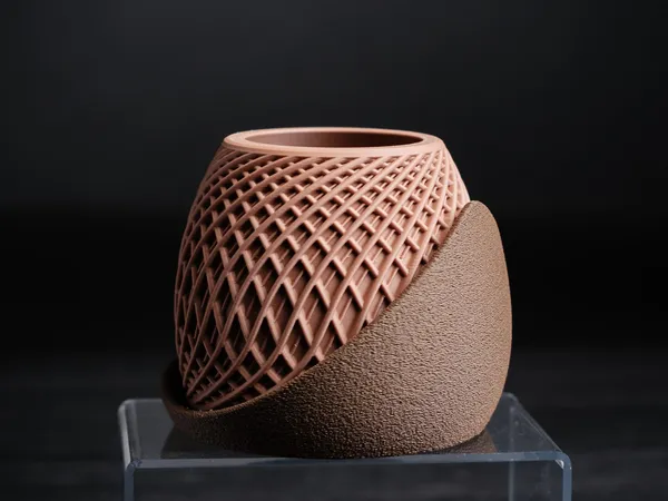 Stryde_*_Planter