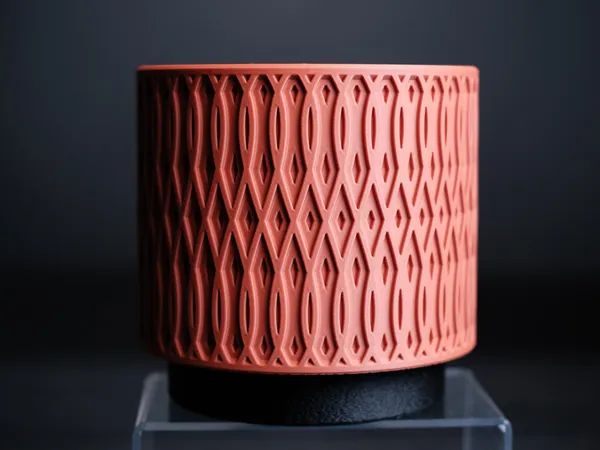Echelon_*_Planter