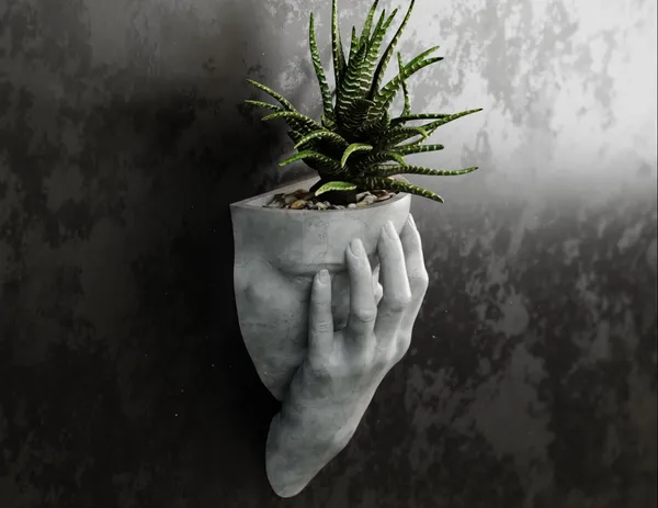 Woman_Wall_Flower_Pot_1