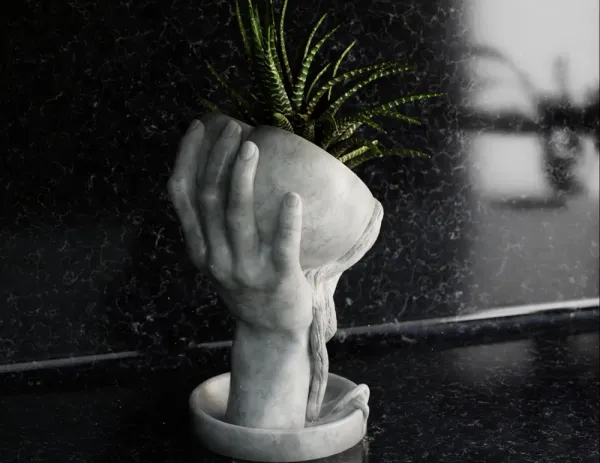 Heart_Roots_Vase